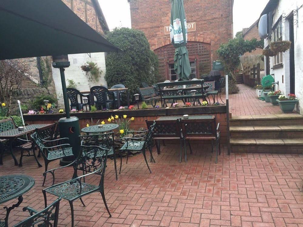 The Talbot Inn 马奇文洛克 外观 照片